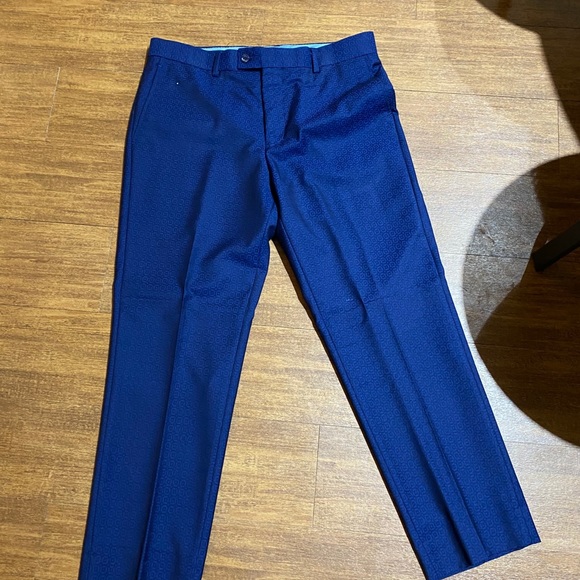 Berragamo men suit - Picture 5 of 8